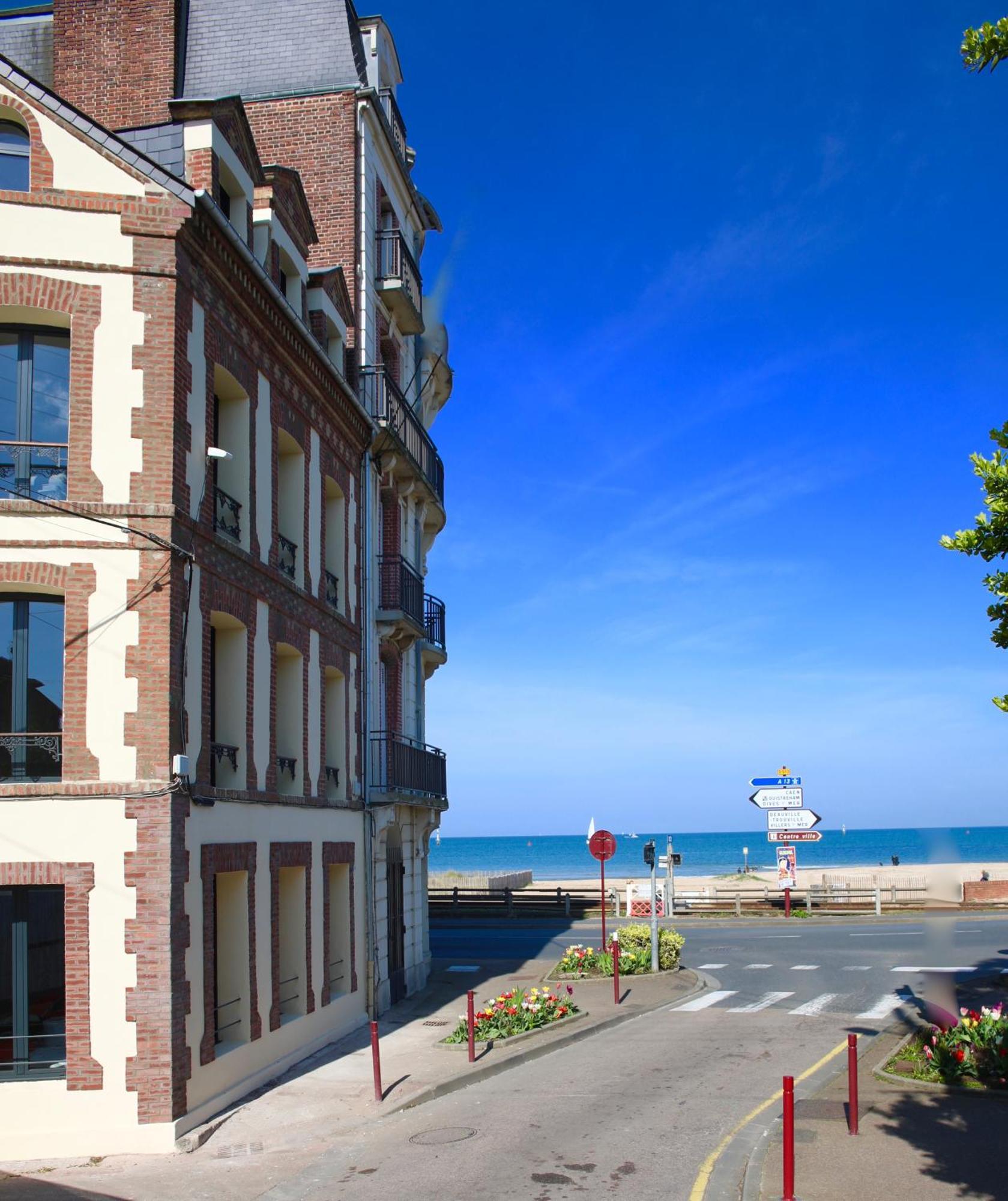 Nid Douillet A 30 Metres De La Grande Plage De Houlgate - Residence La Vague - Exterior foto